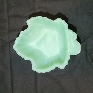 Vintage Fire King Jadeite Maple Leaf Shaped Candy Trinket Dish
